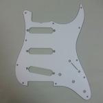 USA SC 62 WHITE 3PLY to fit Strat® 