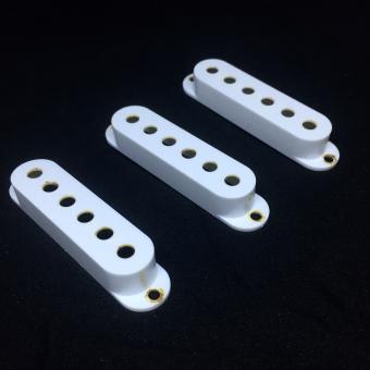 Aged 55 Pickup Cover Set White Bakelite 52 mm Spacing fits Strat ®  