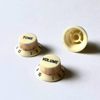 Aged Knobs - 4 Spokes Parchment to fit Strat ® 