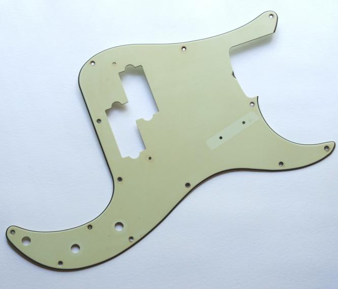 Aged Pickguard PB Mint Green to fit Precision Bass ® 