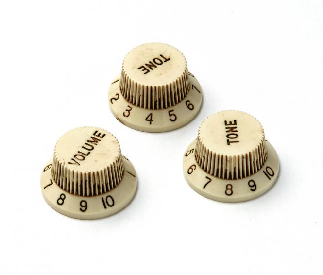 Aged 72 SC Relic ® Control Knob Set - to fit Strat ® 
